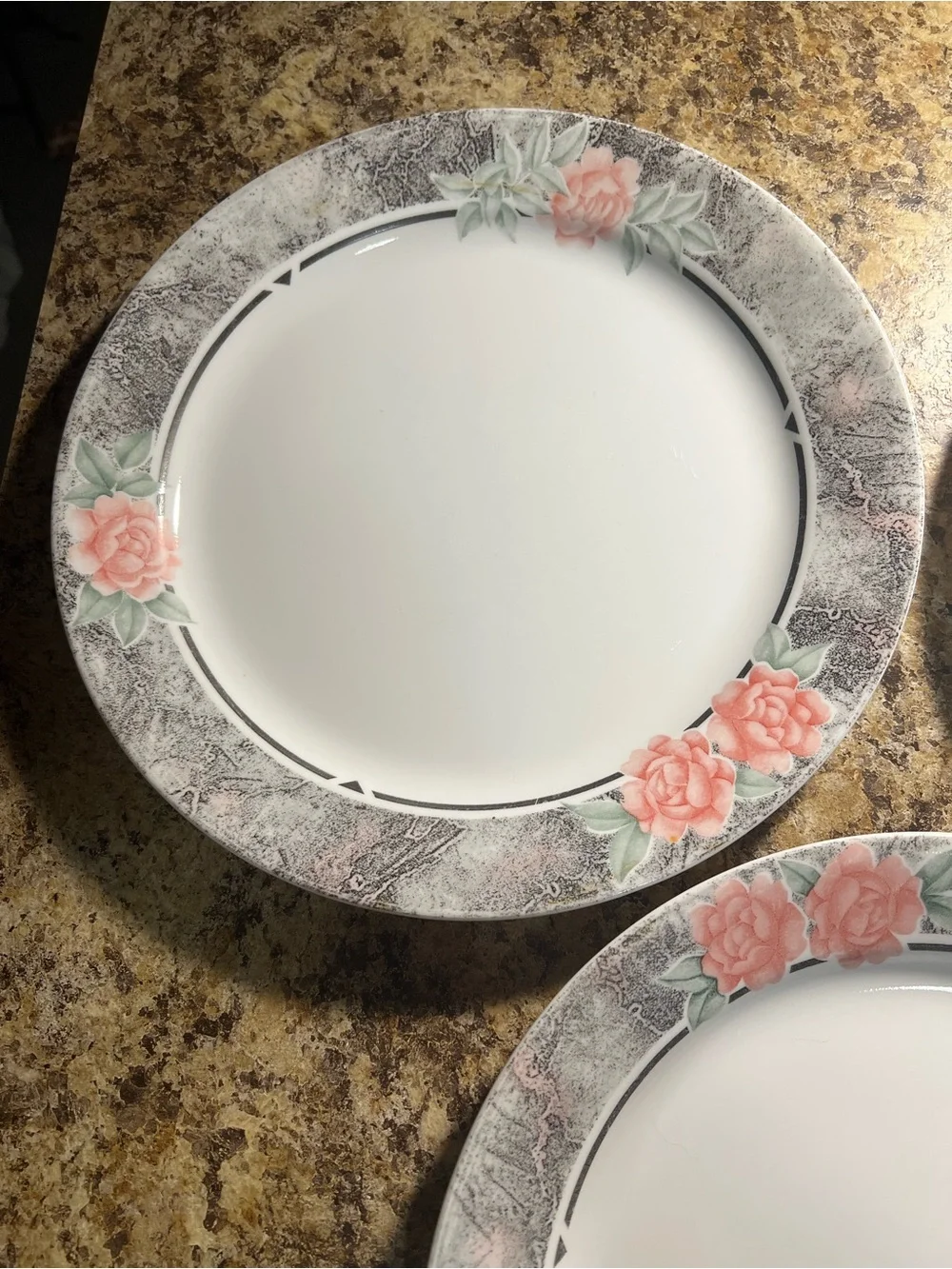 Vintage Corelle Floral Dinner Plates - Pink Rose Accent, Set of 5